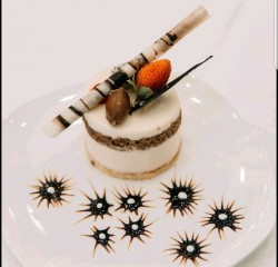 ኬክ እና ጣፋጮች / Cakes & Pastries